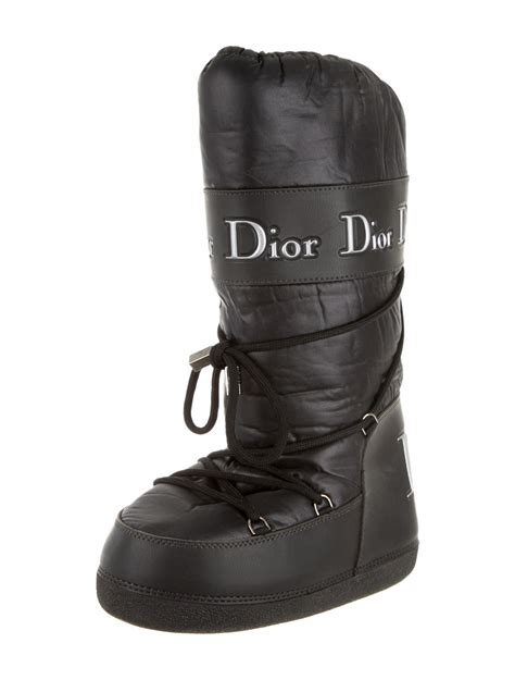 moon boots dior price|women christian Dior snow boots.